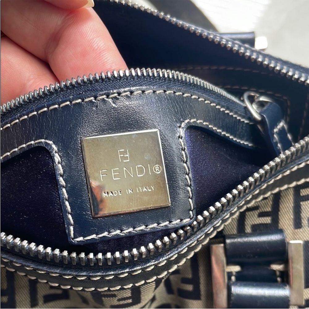 ✨FENDI✨Monogram Logo Small Boston Bag - Picture 6 of 8